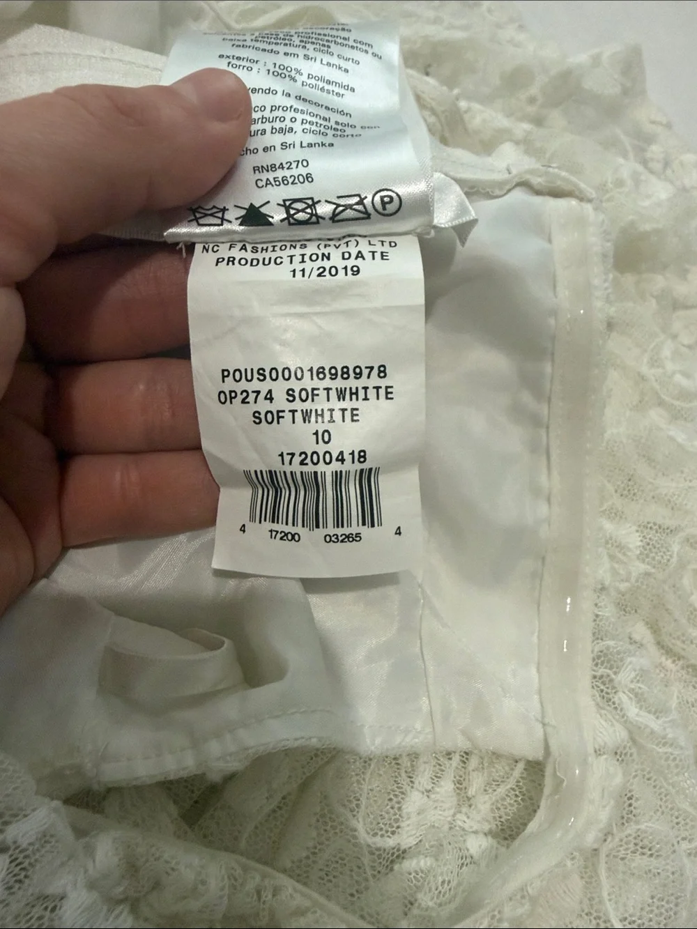 David's Bridal Girls 10 Soft White Off-Shoulder Lace Flower Girl Dress - Picture 11 of 11